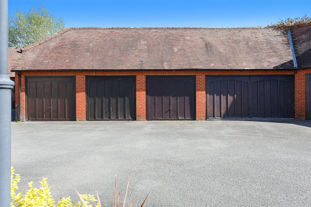 Rusper Road, Capel, RH5, photo 12
