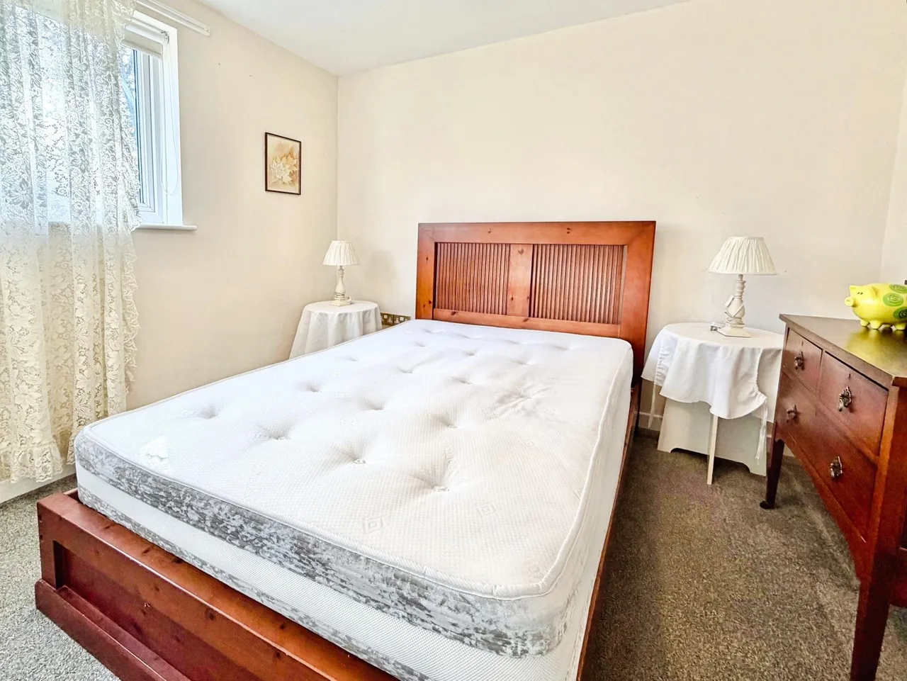 Eastwood Court, Benton, NE12, photo 9