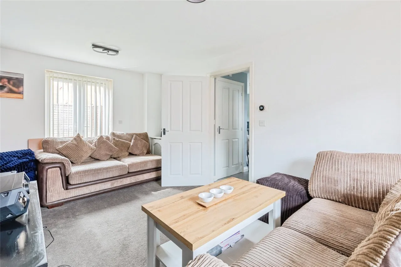 Faulkes Road, Whitmore Park, Coventry, CV6, photo 7
