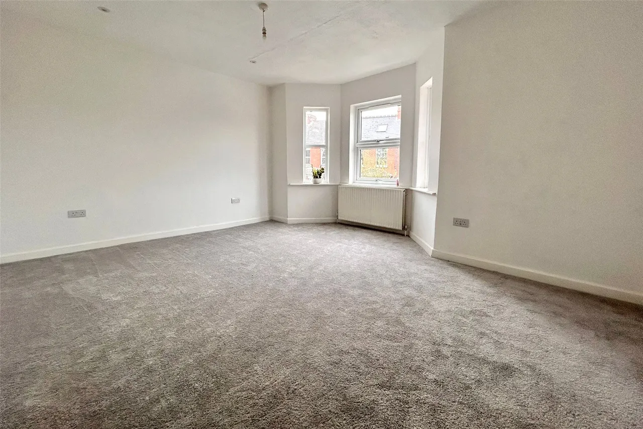 Sandford Road, Aldershot, Hampshire, GU11 3AE, photo 5