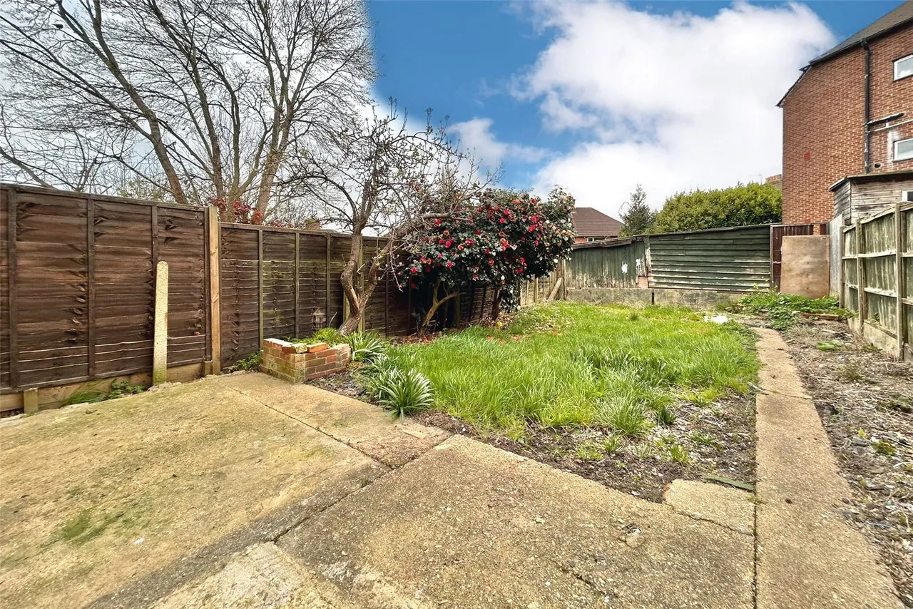 Sandford Road, Aldershot, Hampshire, GU11 3AE, photo 7