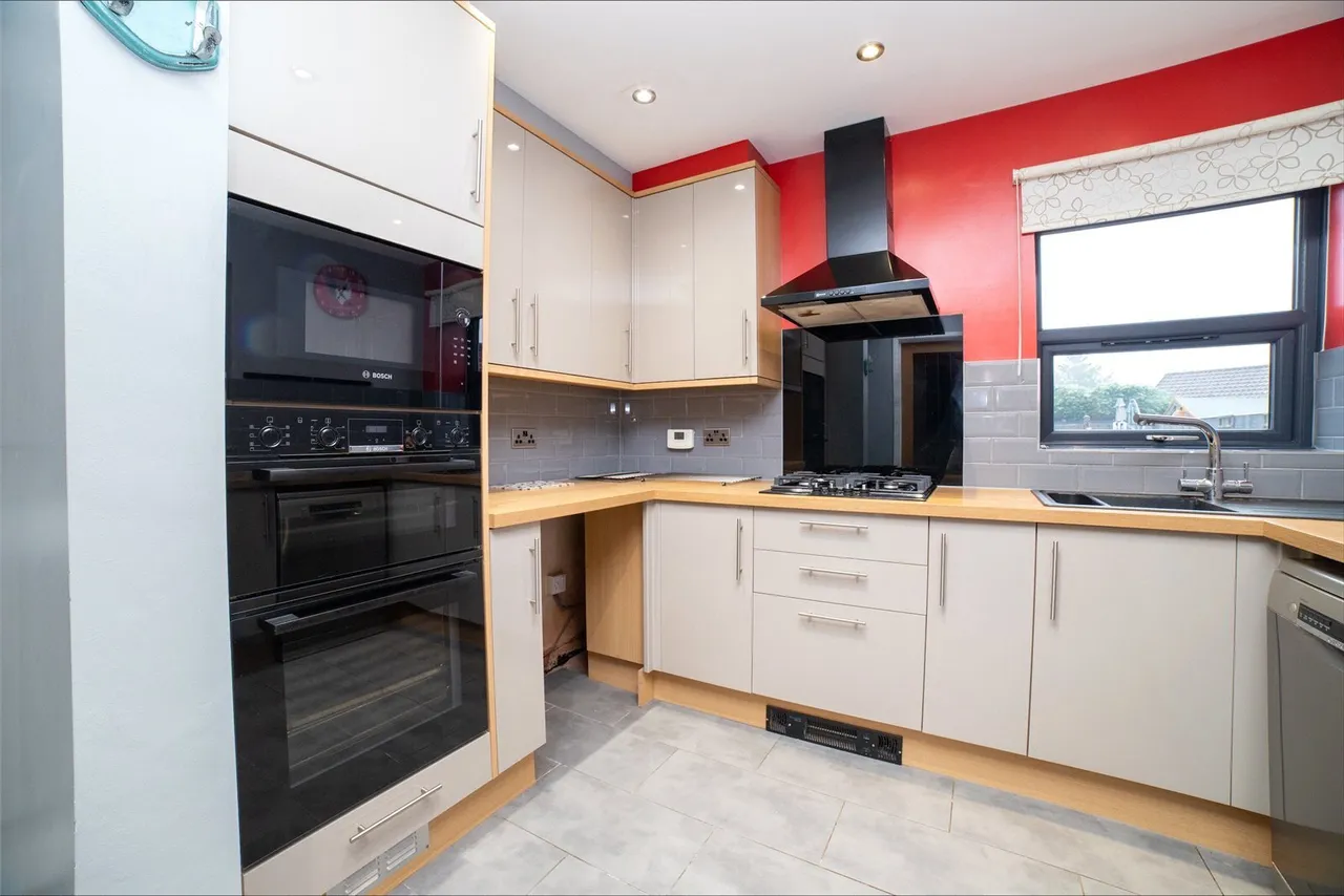 Mansfield Road, Sutton-in-Ashfield, Nottinghamshire, NG17, photo 7