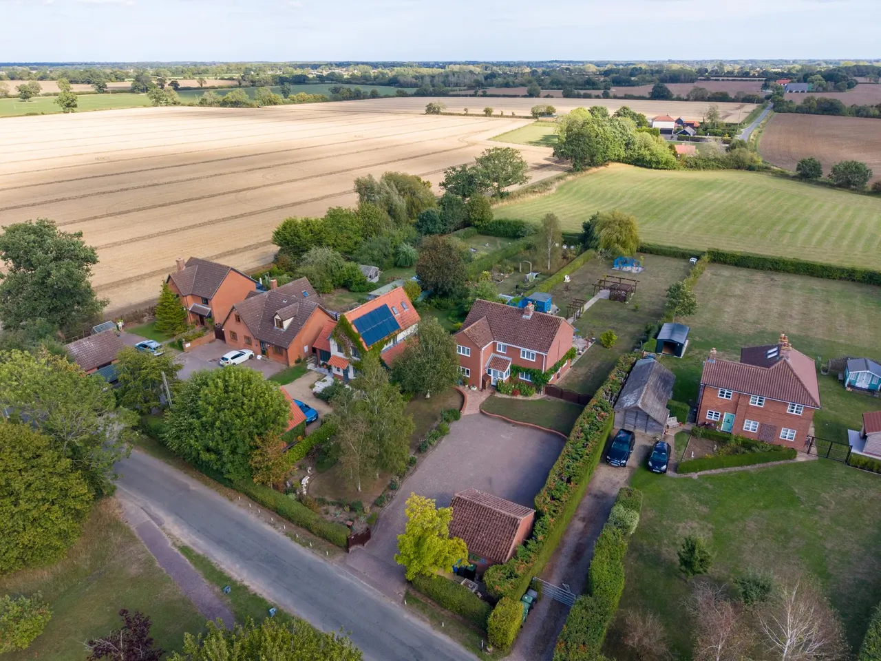 4 bed house for sale, Locks Road, Westhall, IP19