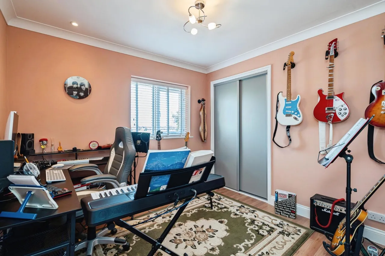 Locks Road, Westhall, IP19, photo 26