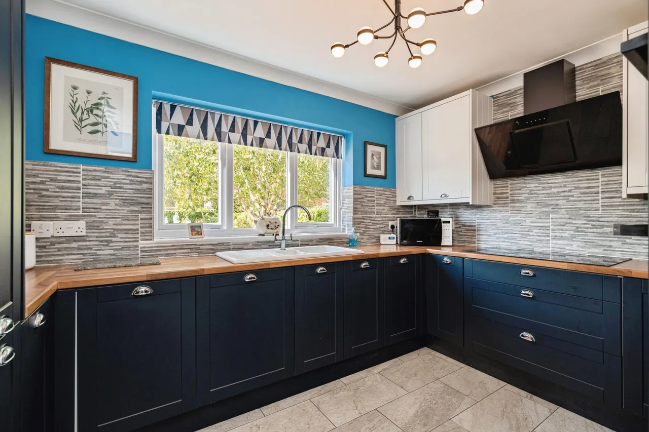 Locks Road, Westhall, IP19, photo 8