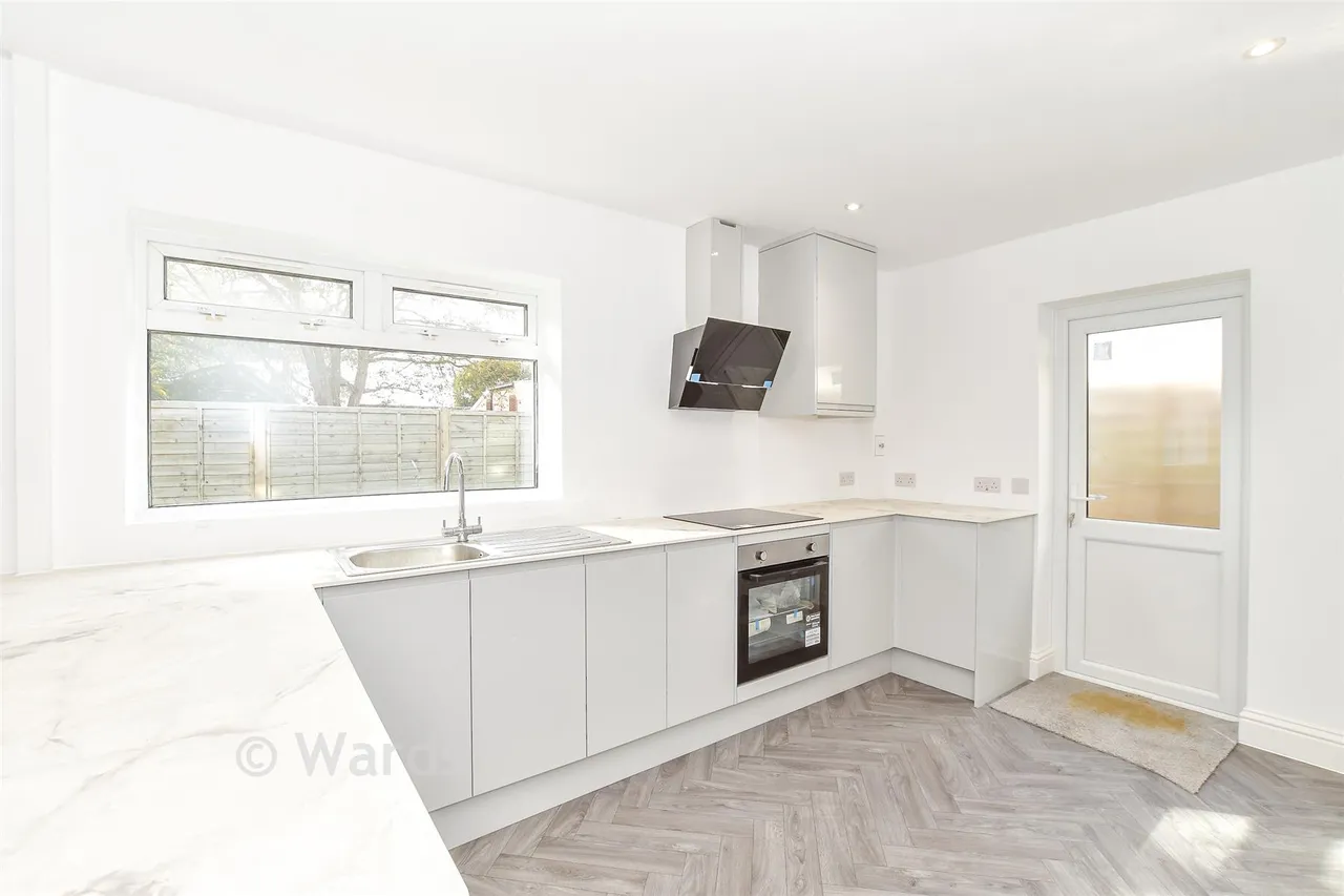 Station Road, Lydd, TN29, photo 9