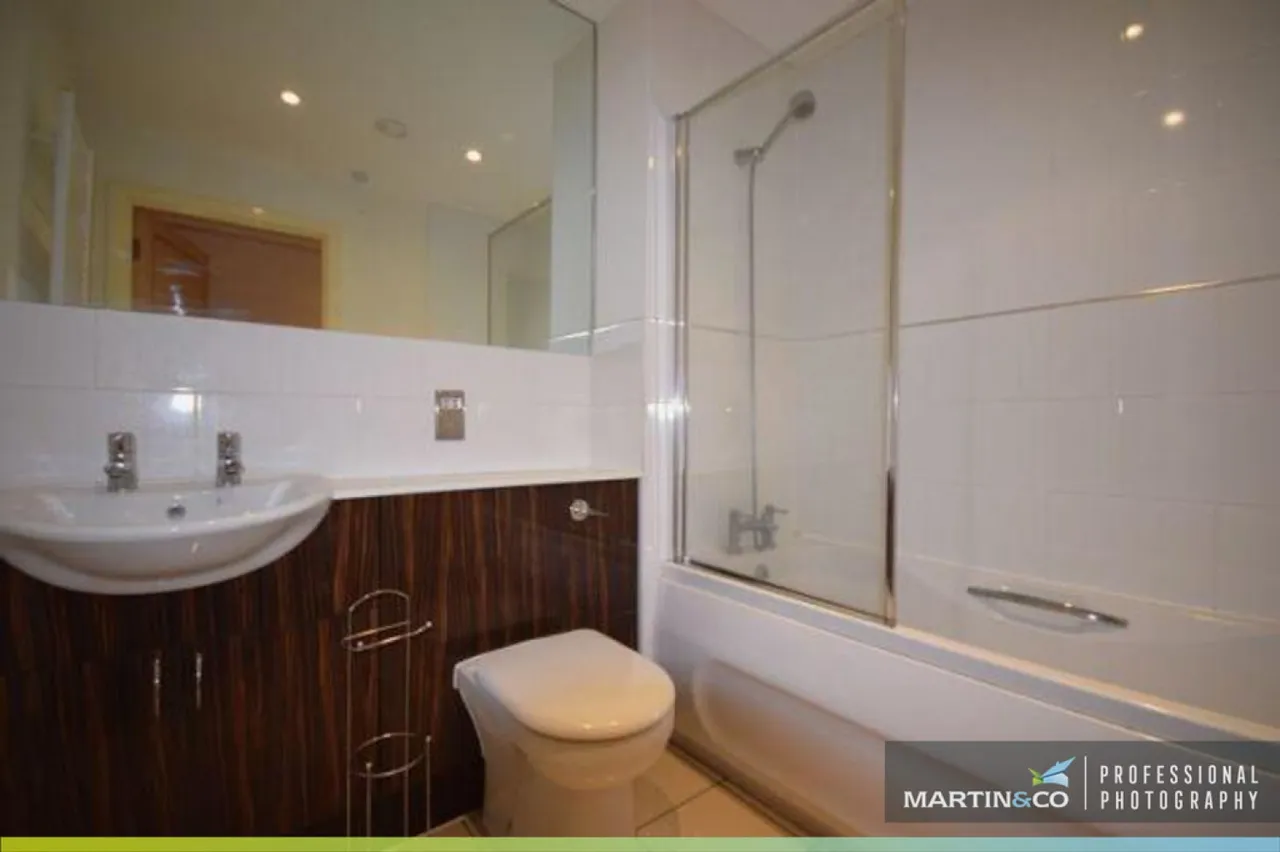 Cambria, Victoria Wharf, CF11, photo 10