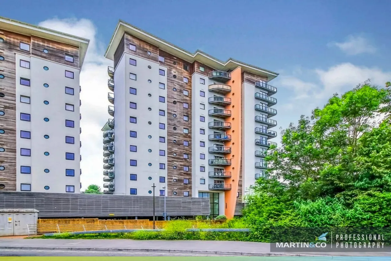 Cambria, Victoria Wharf, CF11, photo 17