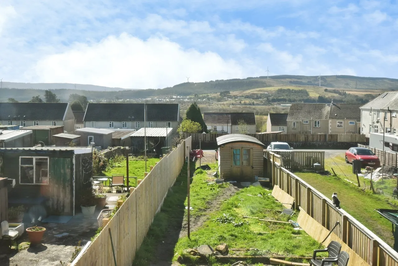 Heol Eglwys, Coelbren, SA10, photo 11