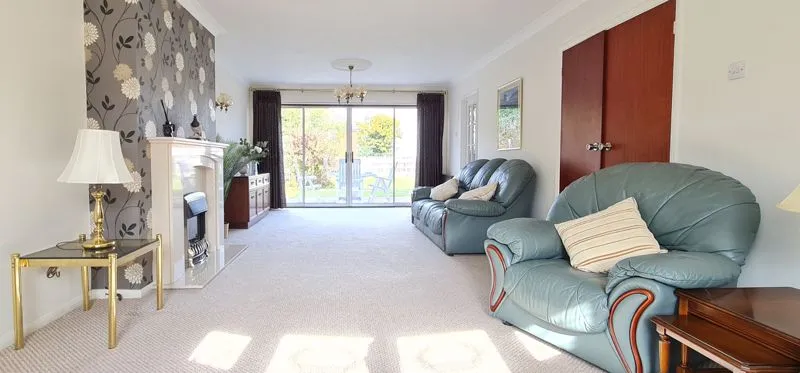 Roseberry Avenue, Langdon Hills, Basildon, Essex, SS16 6BJ, photo 7
