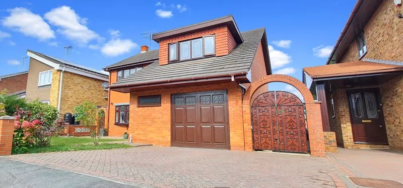 Roseberry Avenue, Langdon Hills, Basildon, Essex, SS16 6BJ, photo 27
