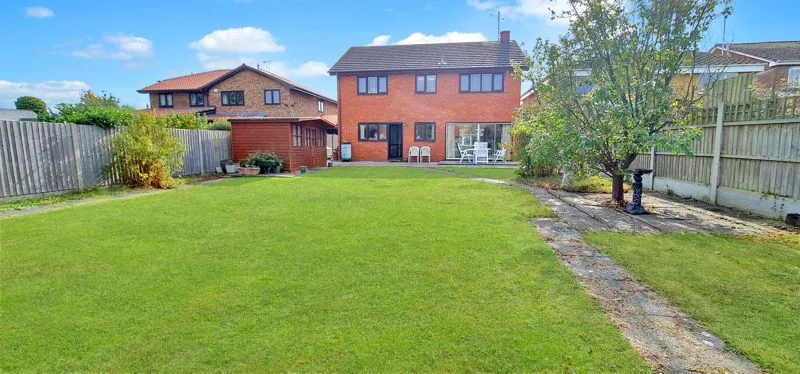 Roseberry Avenue, Langdon Hills, Basildon, Essex, SS16 6BJ, photo 5