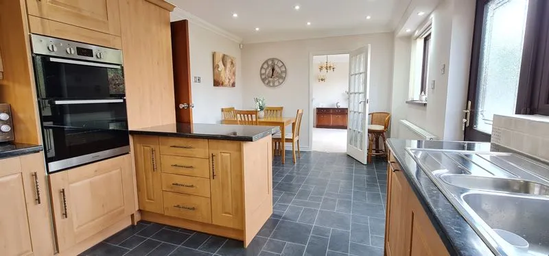 Roseberry Avenue, Langdon Hills, Basildon, Essex, SS16 6BJ, photo 10