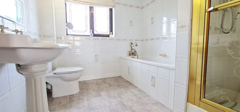 Roseberry Avenue, Langdon Hills, Basildon, Essex, SS16 6BJ, photo 26