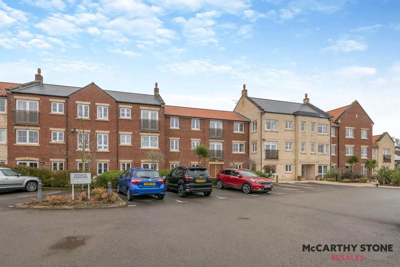 Eastgate, Pickering, YO18, photo 30