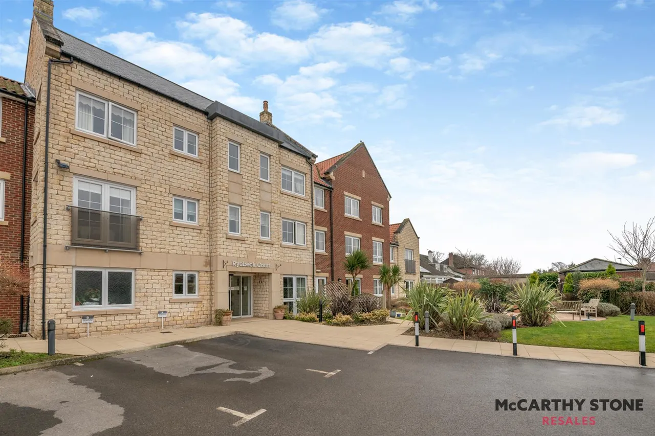 Eastgate, Pickering, YO18, photo 29