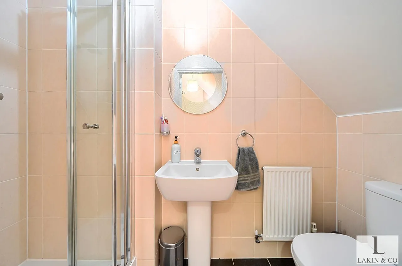 Churchill Road, Uxbridge, UB10 0FN, photo 7