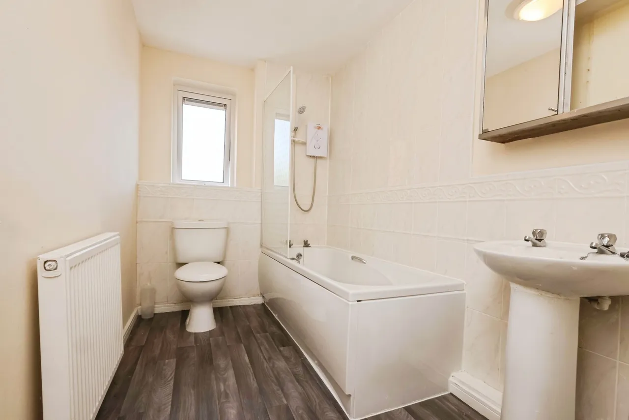School Close, Northfield, B31, photo 11
