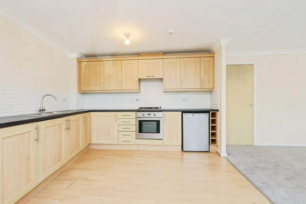 School Close, Northfield, B31, photo 3