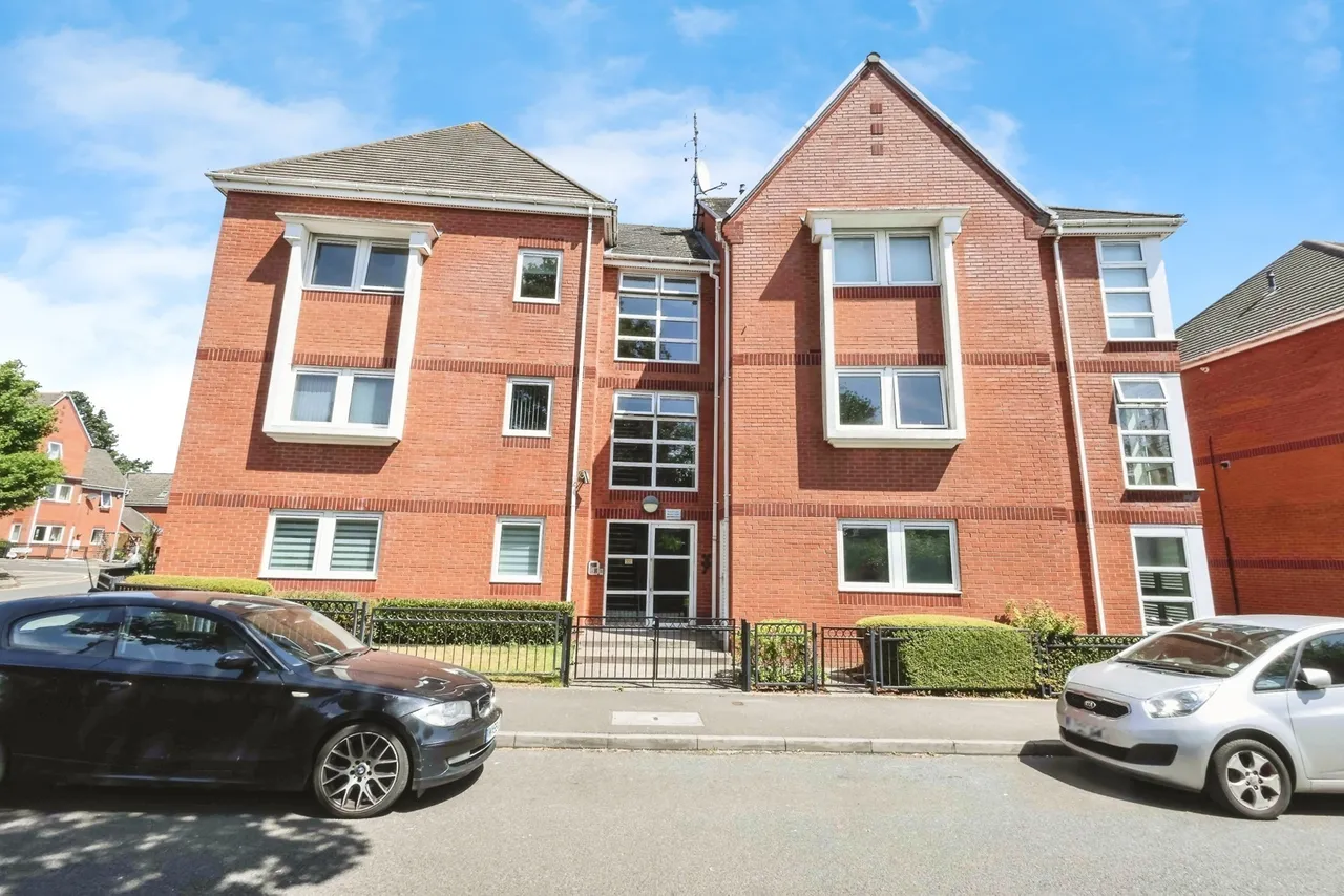 School Close, Northfield, B31, photo 13