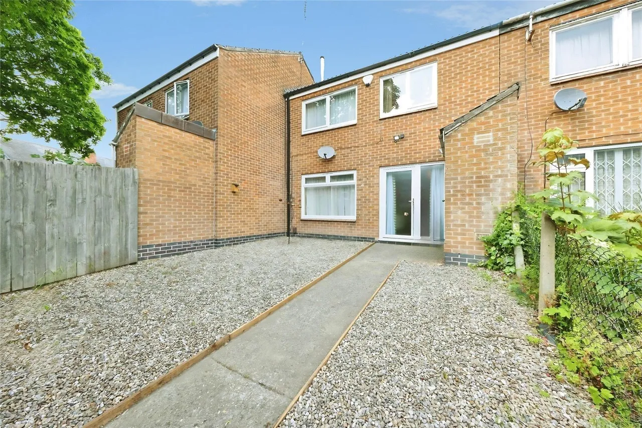 Hovenden Gardens, Nottingham, NG7, photo 12