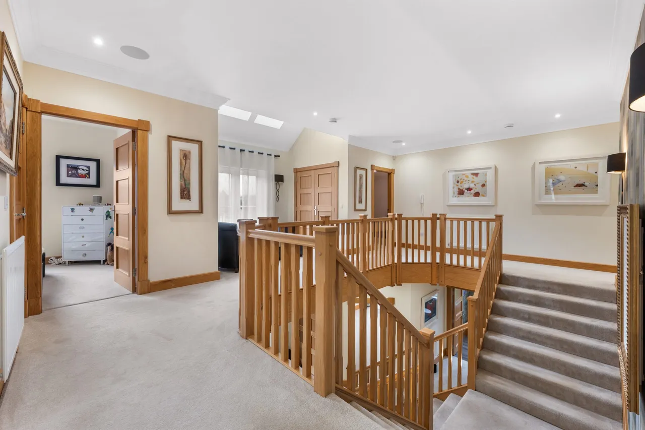 Frederick Boulevard, Thorntonhall, photo 18