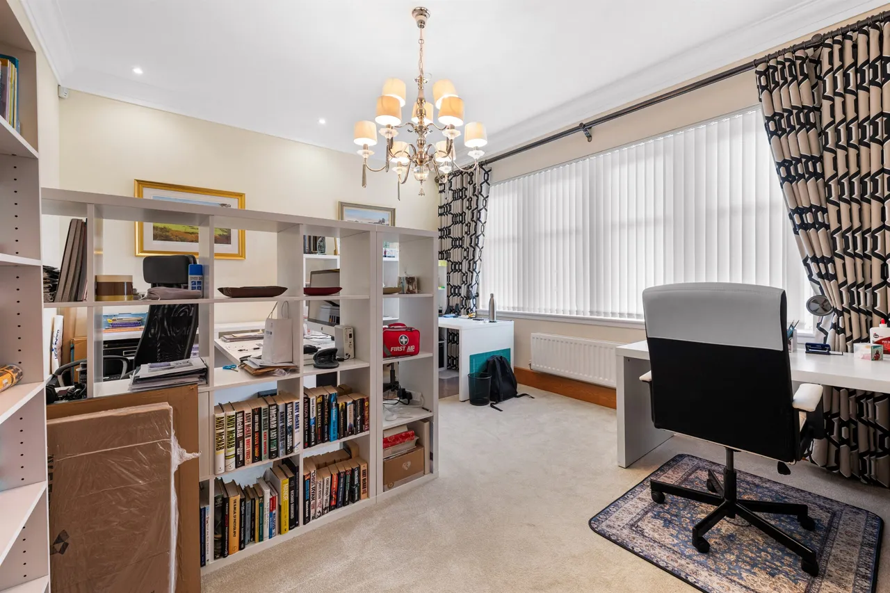 Frederick Boulevard, Thorntonhall, photo 14