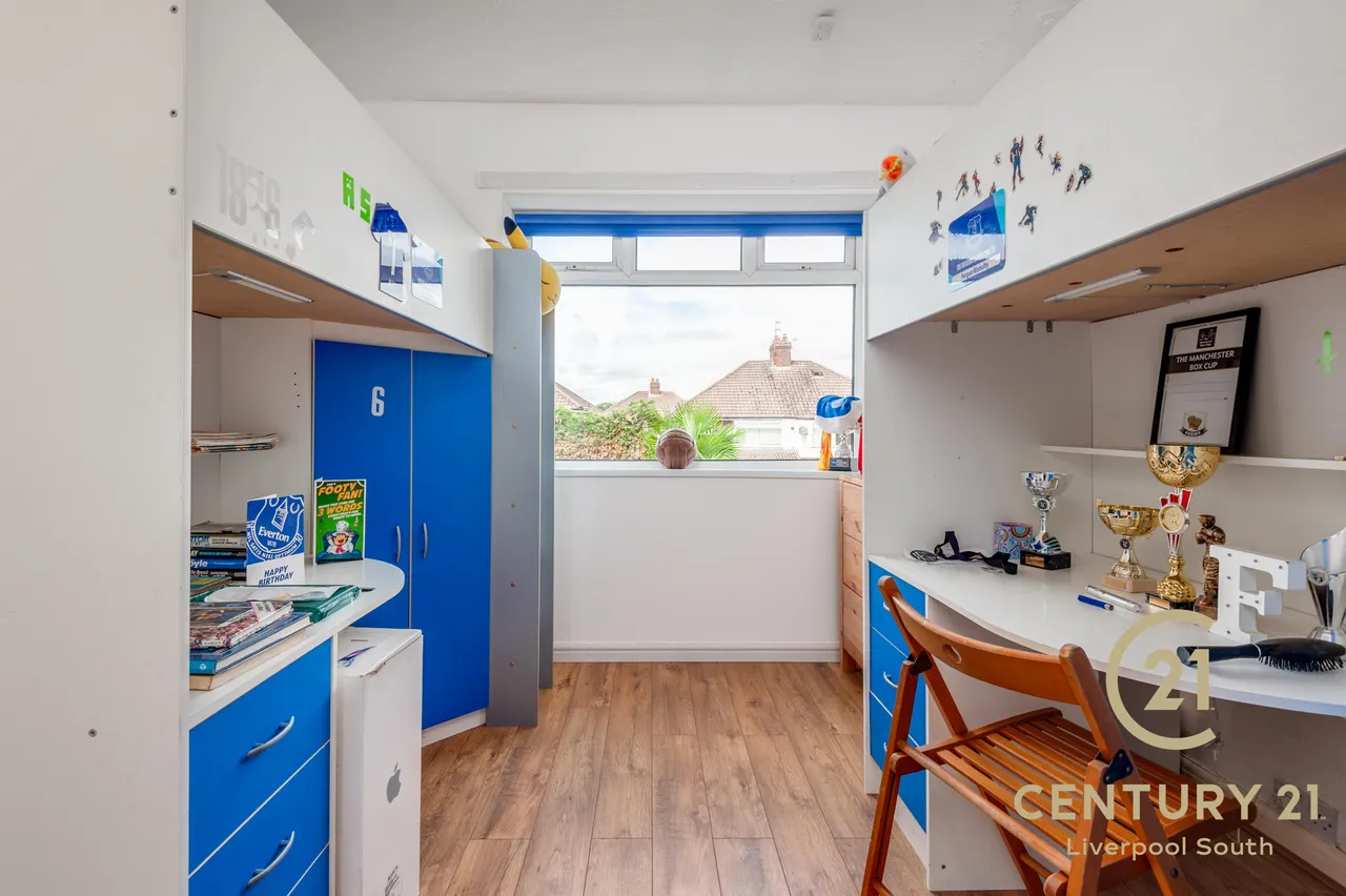 North Linkside Road, Woolton, L25, photo 13