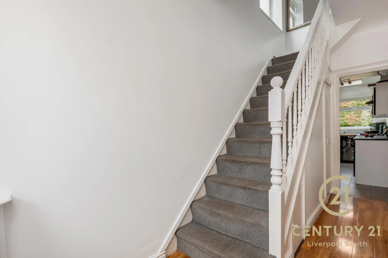 North Linkside Road, Woolton, L25, photo 9