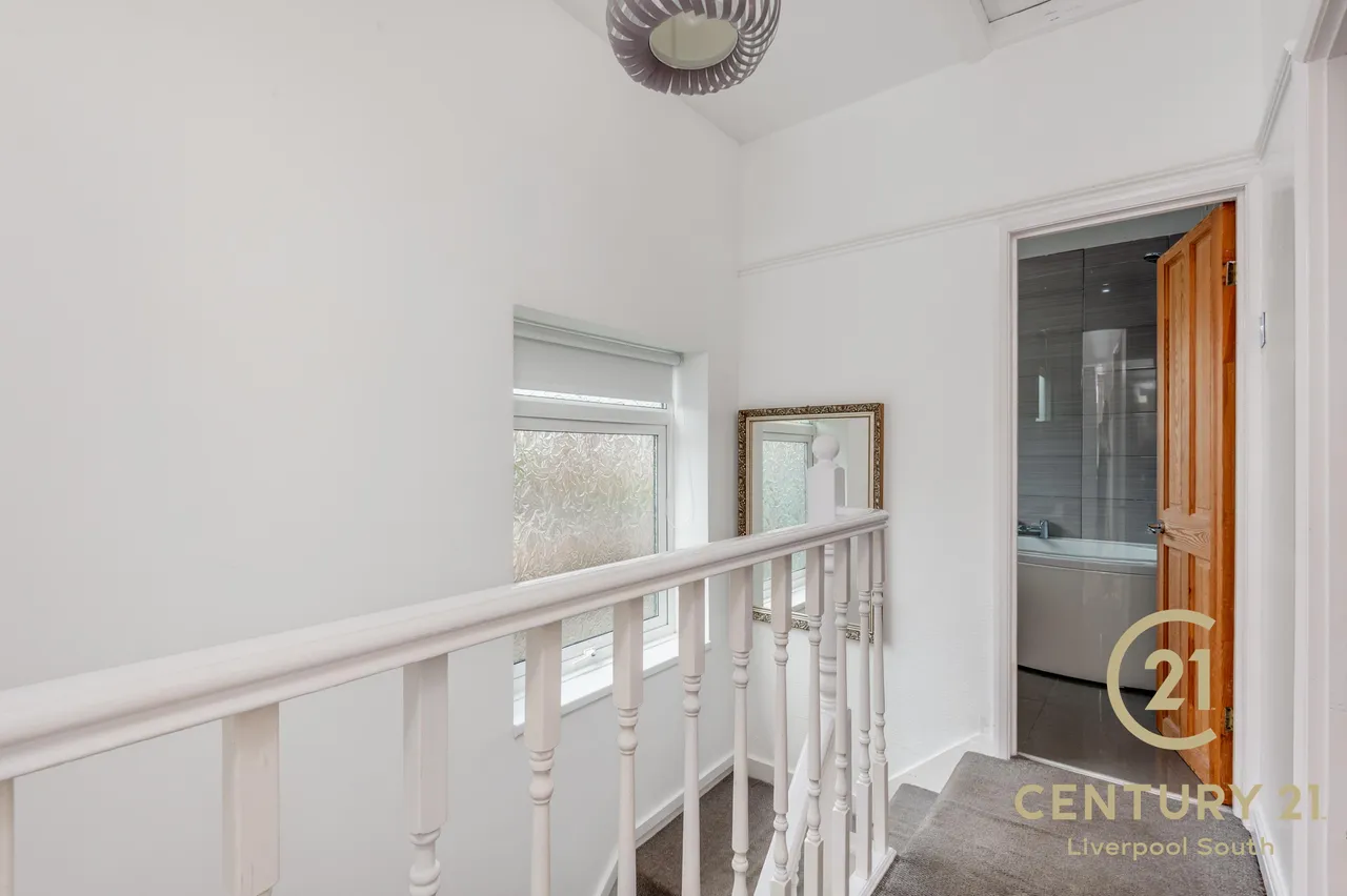 North Linkside Road, Woolton, L25, photo 10