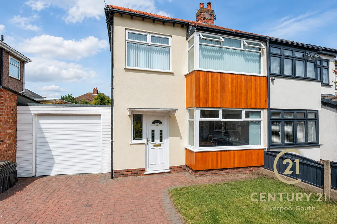 3 bed property for sale, North Linkside Road, Woolton, L25