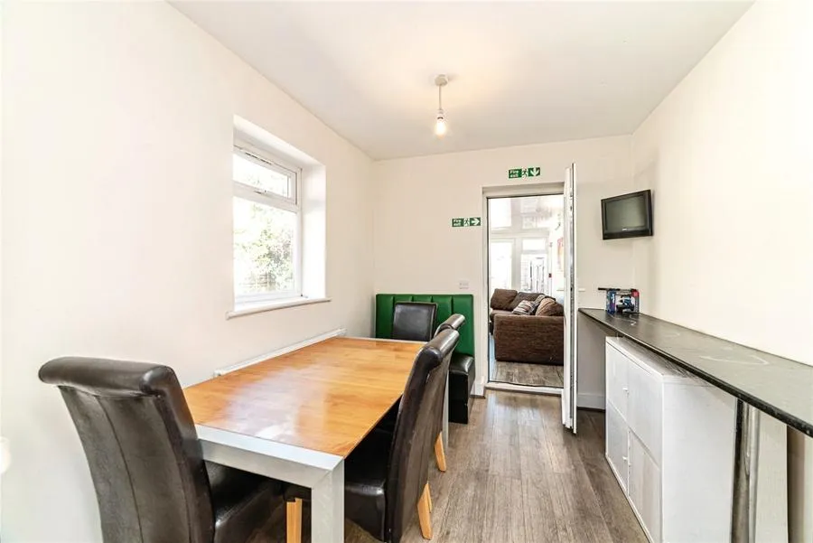 Essex Street, Reading, RG2, photo 3