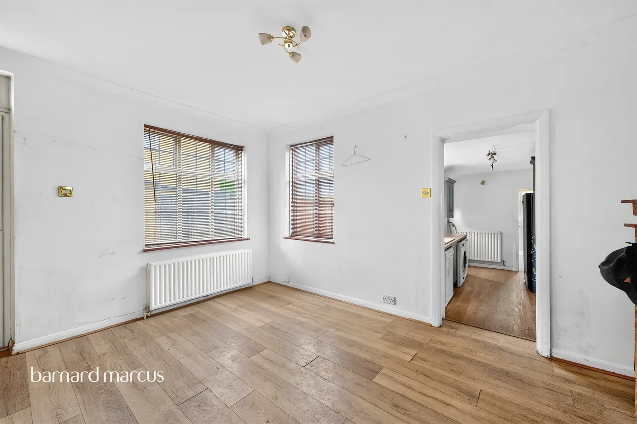 Woodlands Road, Epsom, KT18, photo 4