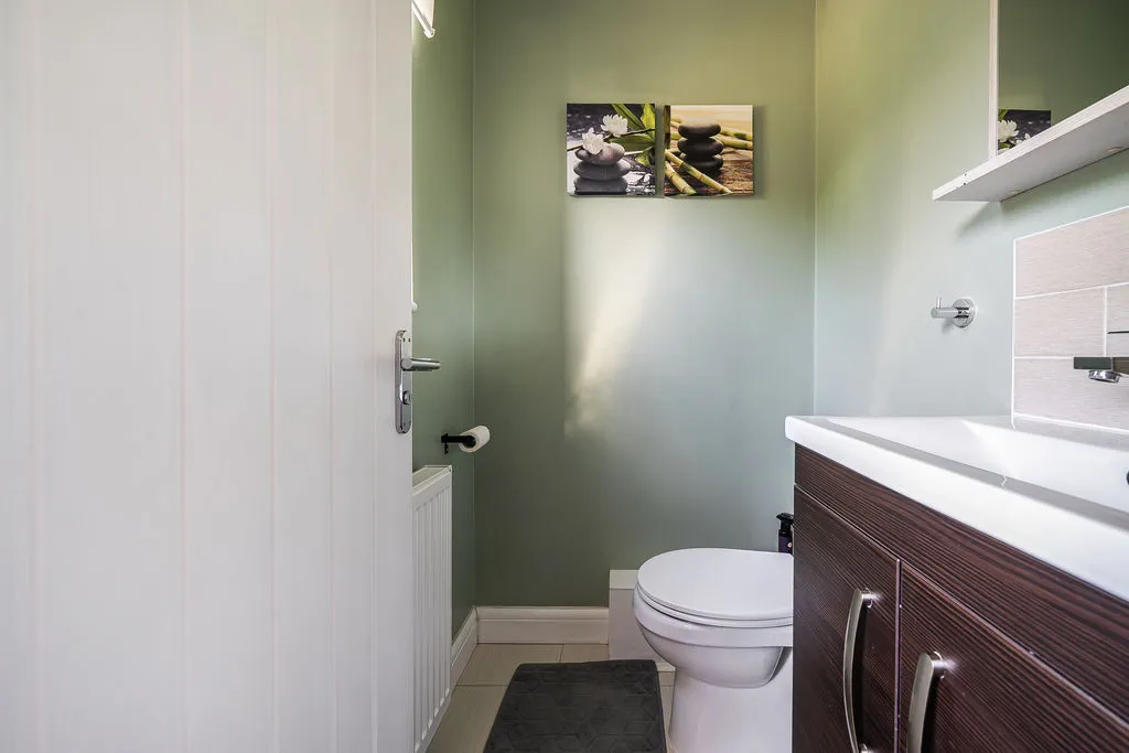 Lynmouth Crescent, Furzton, MK4, photo 16