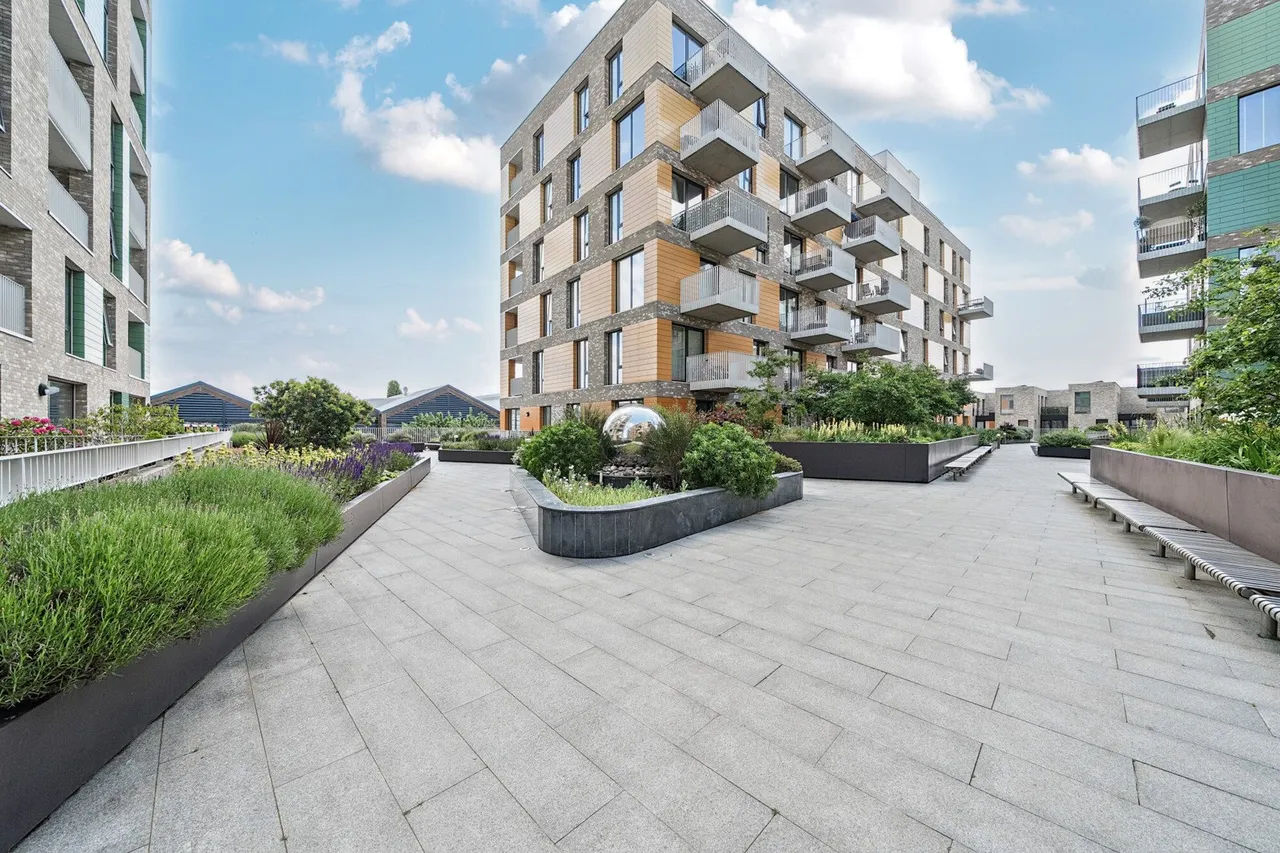 Telcon Way, SE10, photo 13