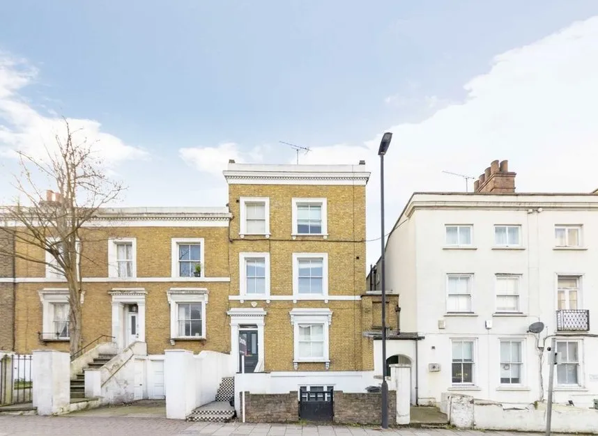 4 bed house to rent — North Street, Clapham, SW4