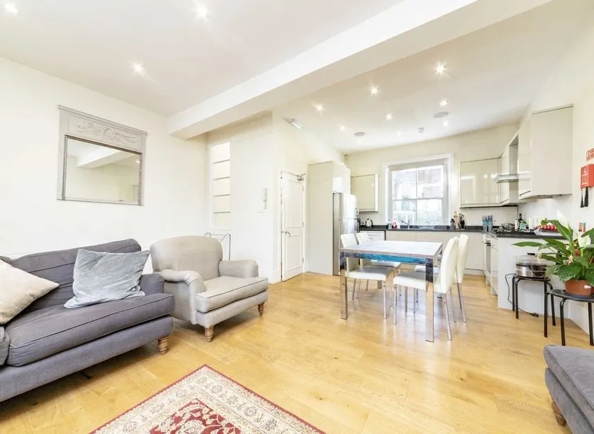 North Street, Clapham, SW4, photo 2