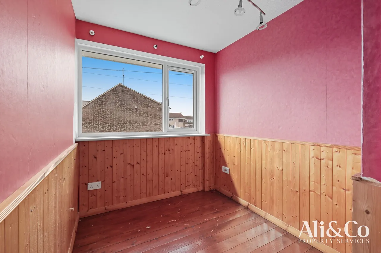 Deben, Tilbury, Essex, RM18 8RG, photo 18