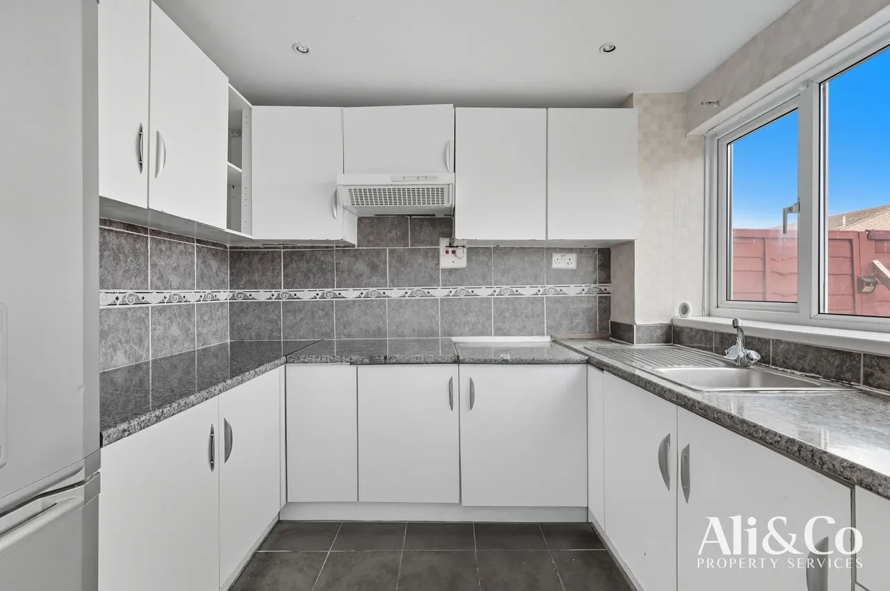 Deben, Tilbury, Essex, RM18 8RG, photo 9