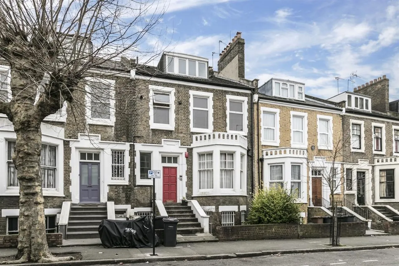 Alkham Road, London, N16, photo 2