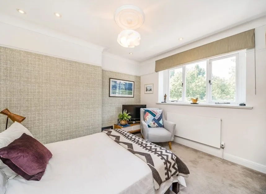 Fitzwarren Gardens, Whitehall Park, N19, photo 6