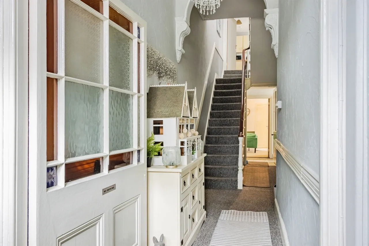 Belgrave Road, Torquay, TQ2, photo 16