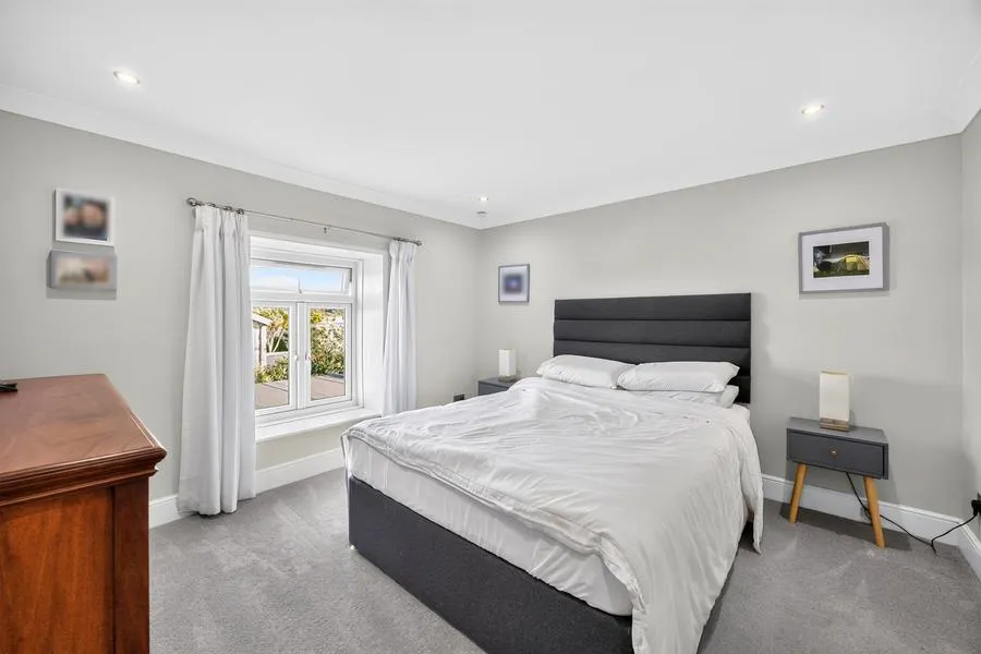Main Road, Newbridge, PO41, photo 14