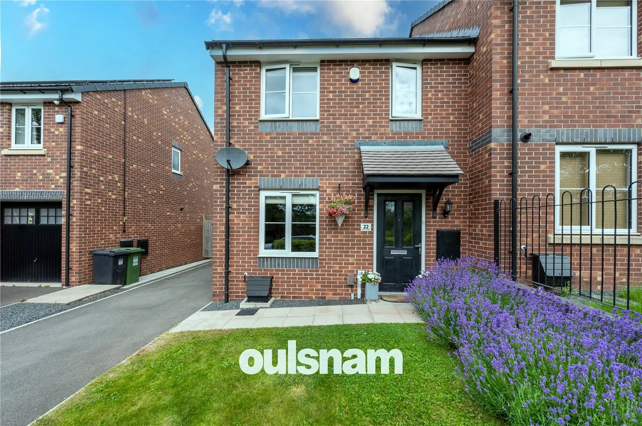 2 bed house for sale — Barston Street, Webheath, Redditch, Worcestershire, B97 5EY
