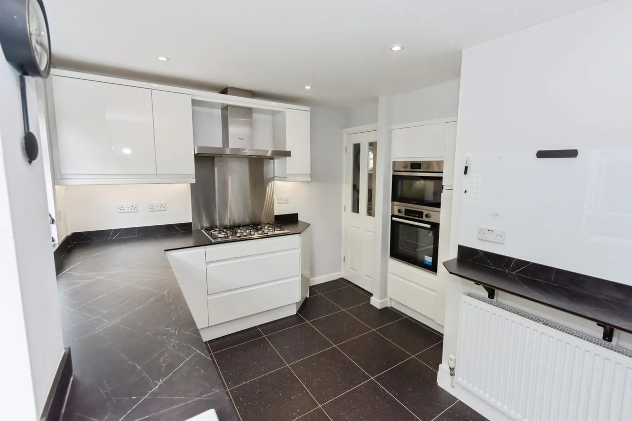Barrington Road, SOLIHULL, West Midlands, B92, photo 3