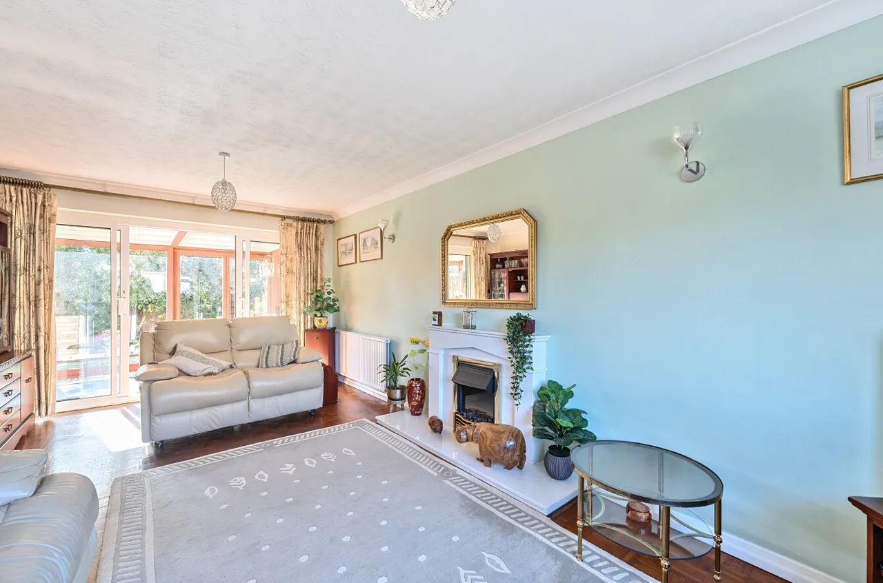Lowther Close, Wokingham, Berkshire, RG41 1JE, photo 10