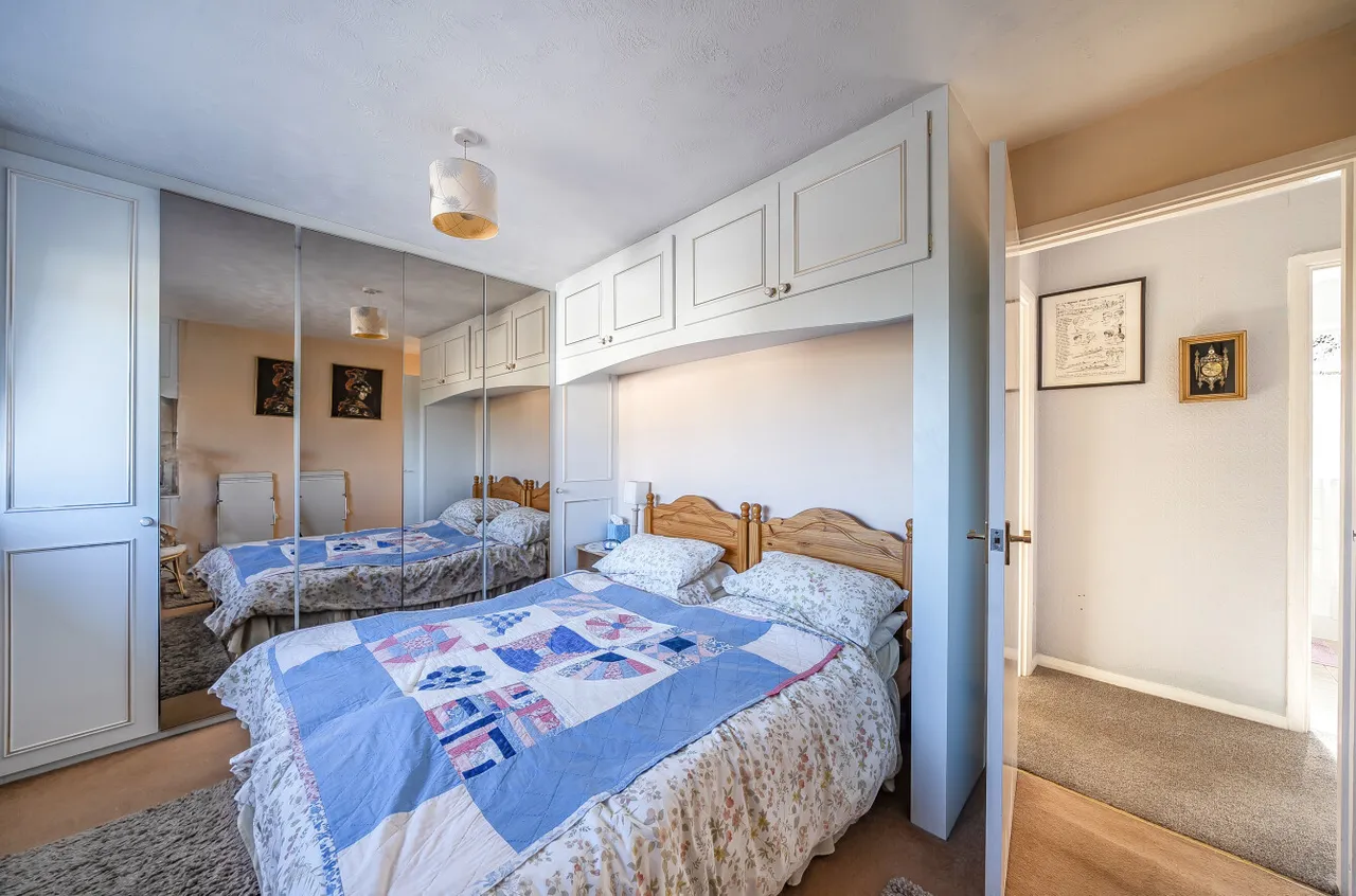 Lowther Close, Wokingham, Berkshire, RG41 1JE, photo 6