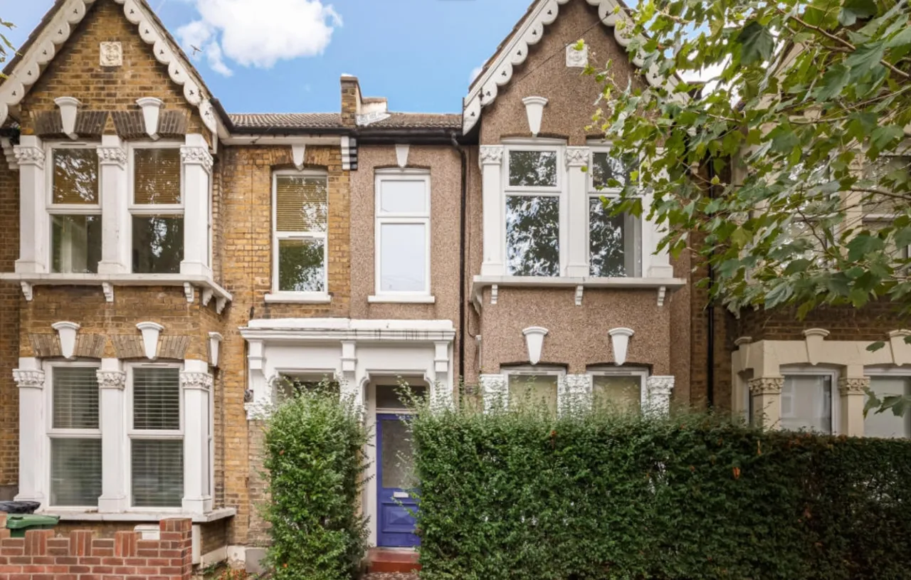 Harold Road, London, E11, photo 2