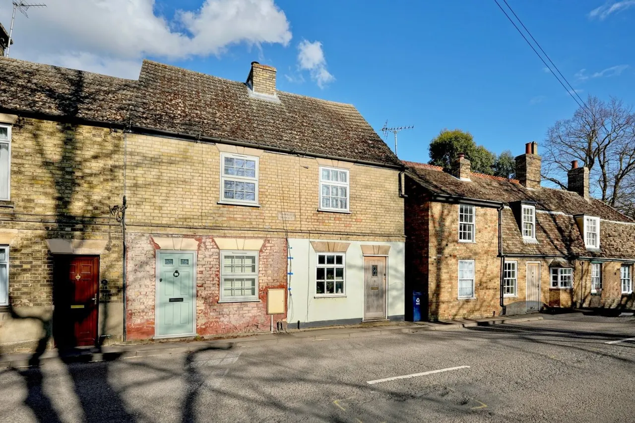 1 bed house for sale, The Avenue, Godmanchester, PE29