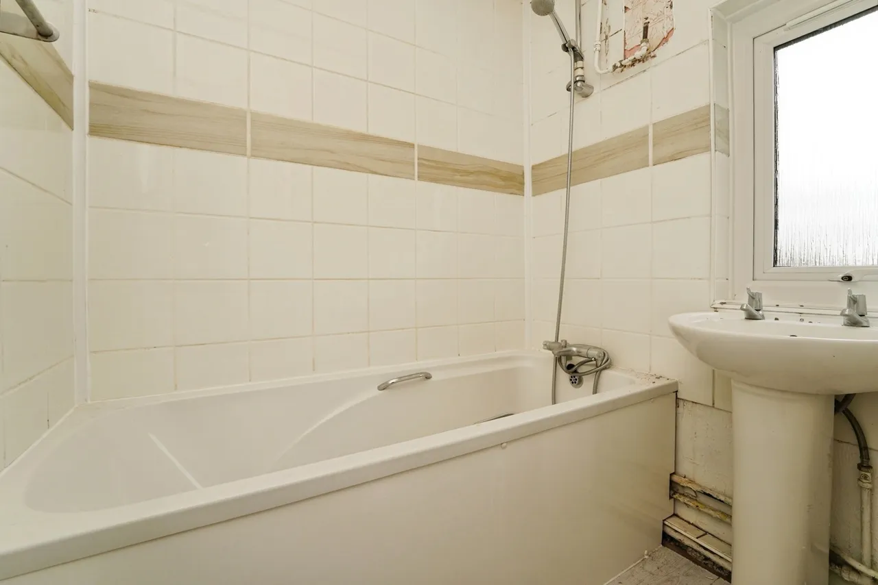 Longlands Road, Bishops Cleeve, GL52, photo 8